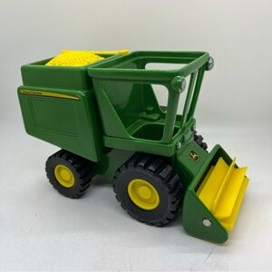 John Deere Grain Combine Toy - Tractor Vehicle Farming Equipment Corn Cutter ￼
